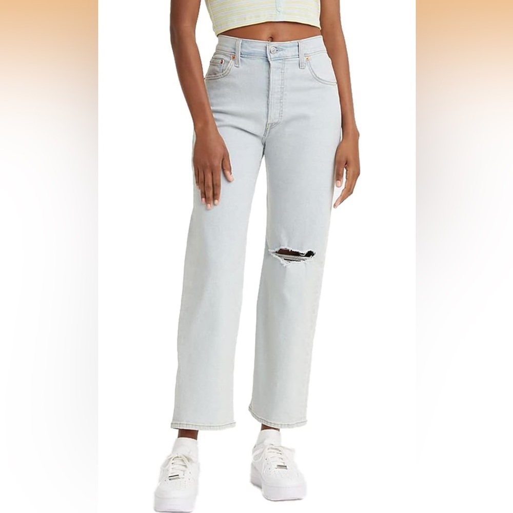 Levi's Women's Ribcage Straight Ankle Jeans size 28